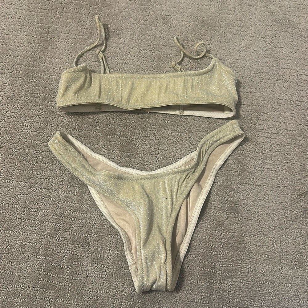 Gold triangl bikini